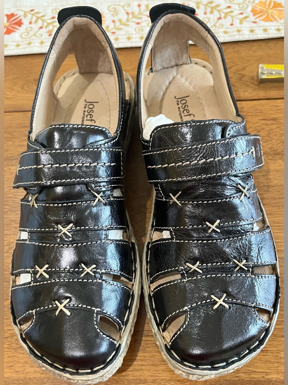 Josef Seibel Black Leather Fisherman Sandals with Contrast Stitch